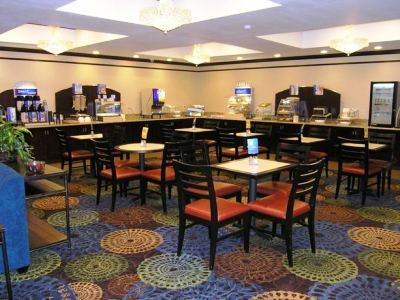 Express&suites Hotel Belle Vernon