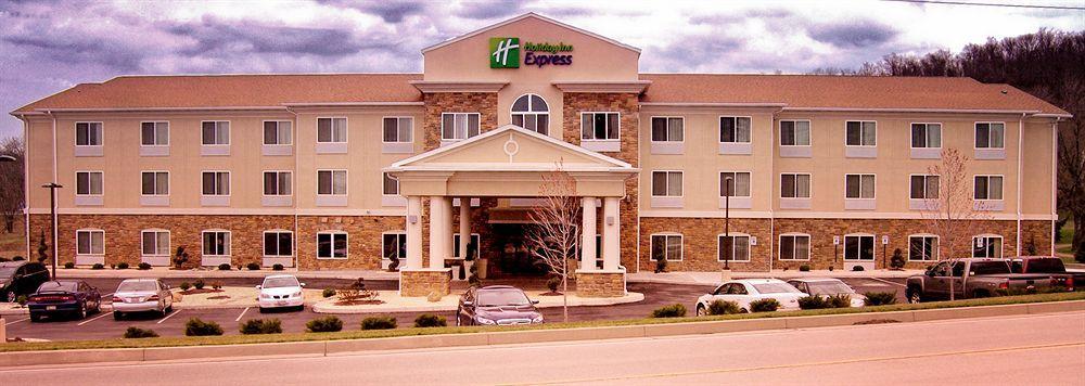Express&suites Hotel