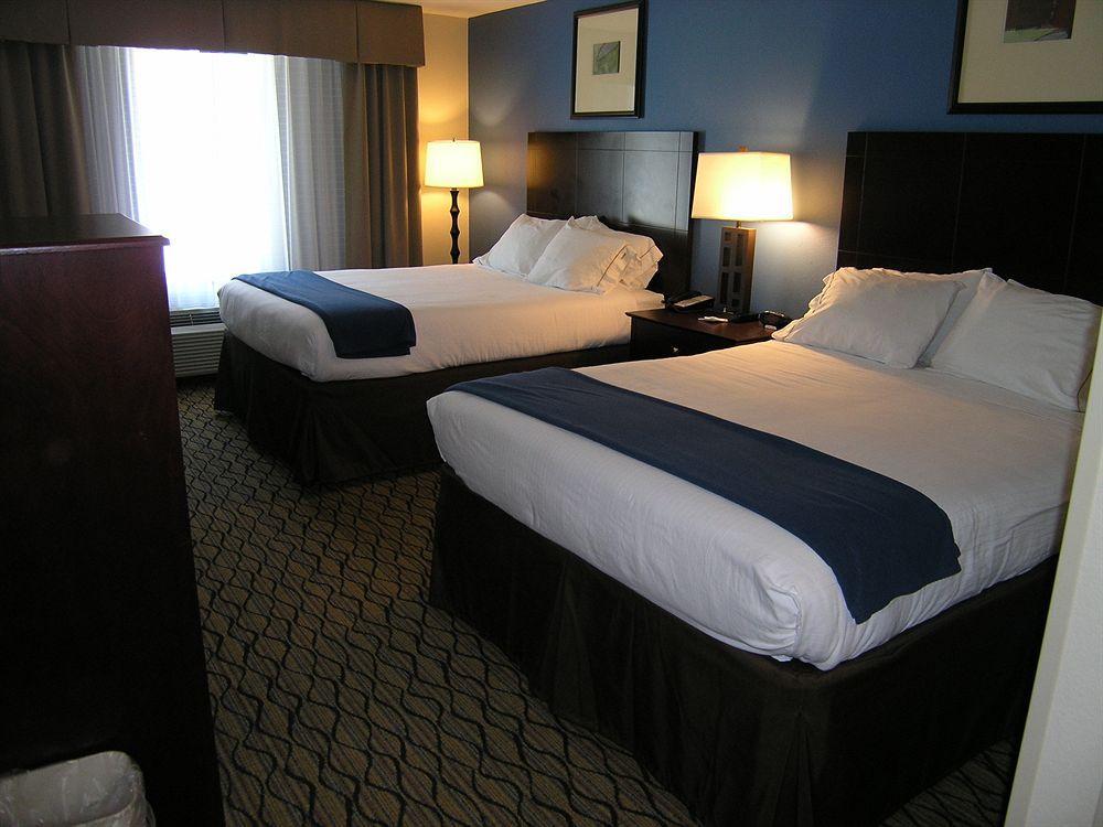 Express&suites 2*