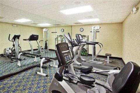 Express&suites Hotel 2*